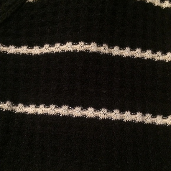 Sweater with tie waist - Picture 2 of 4
